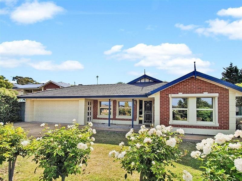 12 Skipper Close, Hallett Cove SA 5158