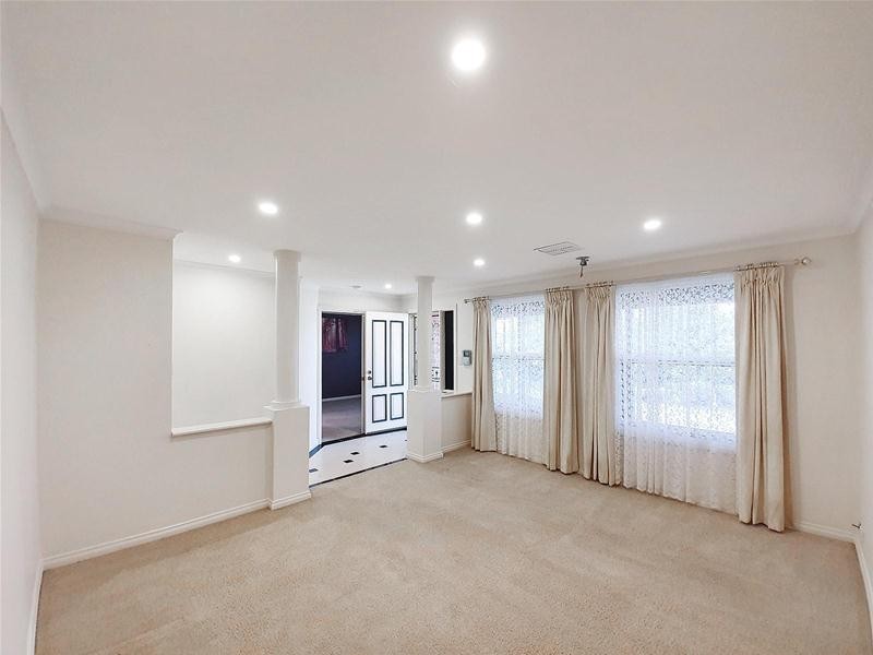 12 Skipper Close, Hallett Cove SA 5158