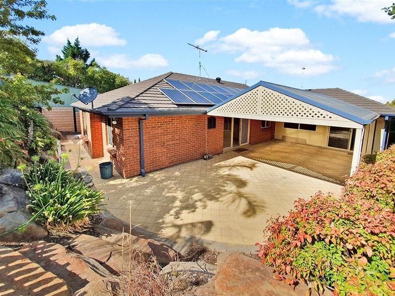 12 Skipper Close, Hallett Cove SA 5158