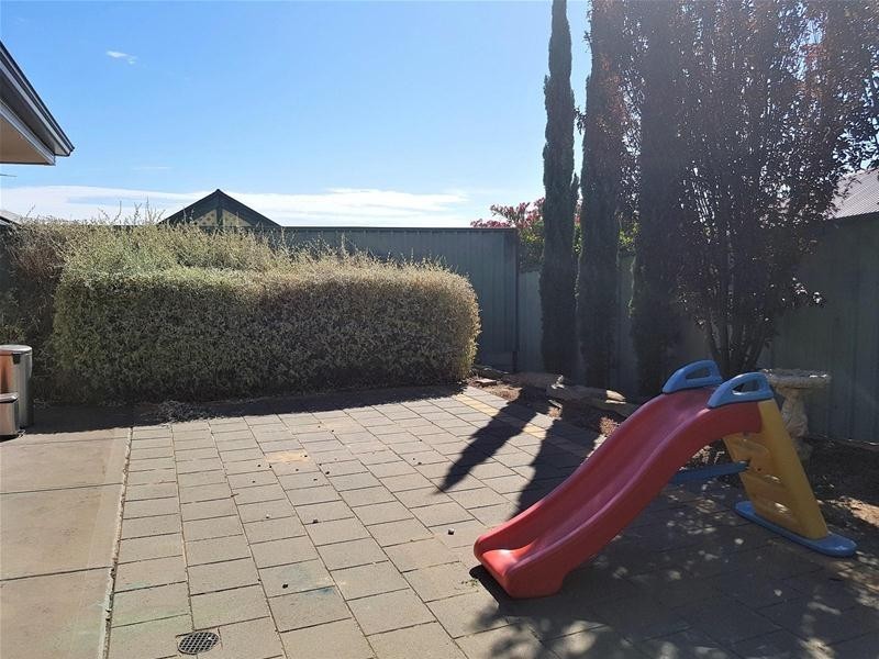 7 Bradbury Court, Hallett Cove SA 5158