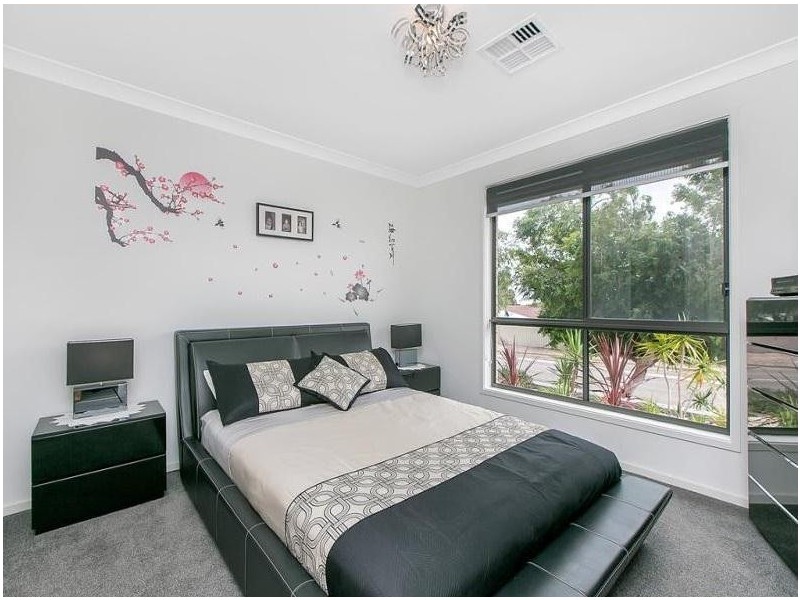 78 Dalkeith Road, Seaford Rise SA 5169