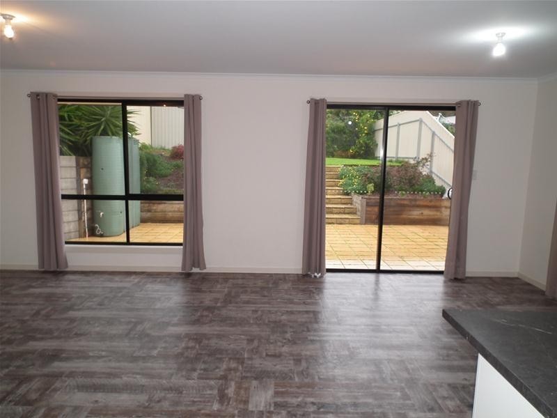 70 Kenihans Road, Happy Valley SA 5159