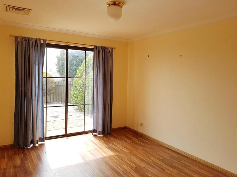 18B Moor Crescent, Hallett Cove SA 5158