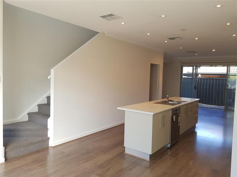 3/12 Nedland Crescent, Port Noarlunga South SA 5167