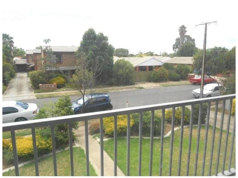 3/5 Wallala Avenue, Park Holme SA 5043