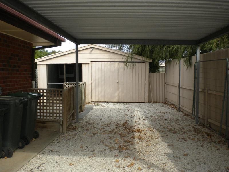 18 Hamilton Road, Aldinga Beach SA 5173