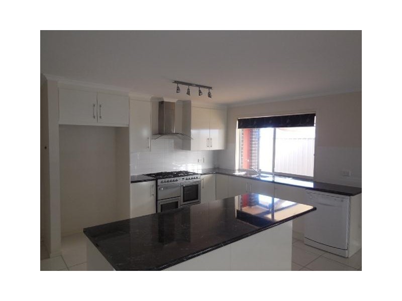 61 Esperance Boulevard, Seaford Rise SA 5169