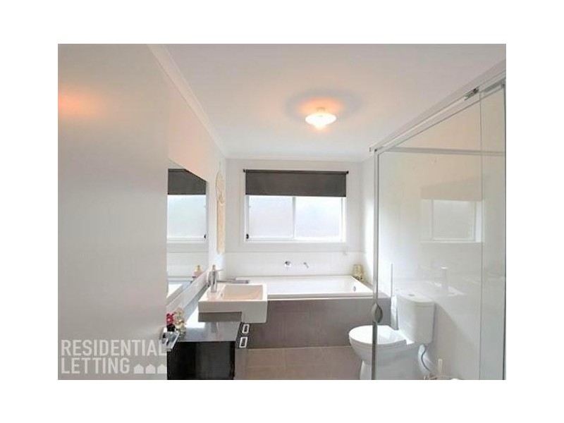 33 Adel Circuit, Huntfield Heights SA 5163