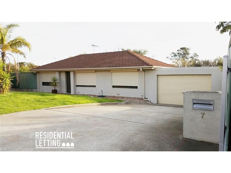 7 Gretel Crescent, Hallett Cove SA 5158