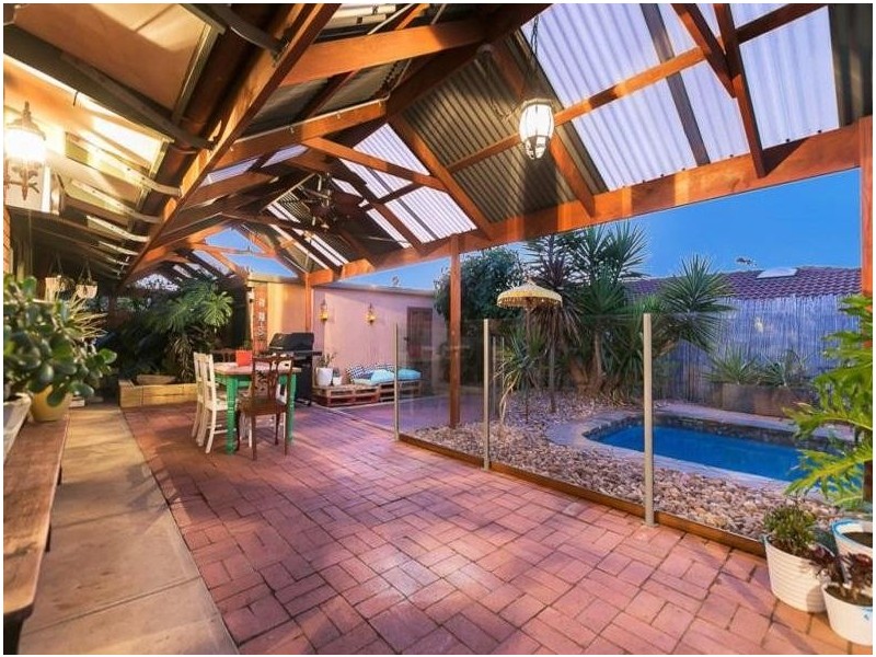 17 Trinidad Way, Happy Valley SA 5159