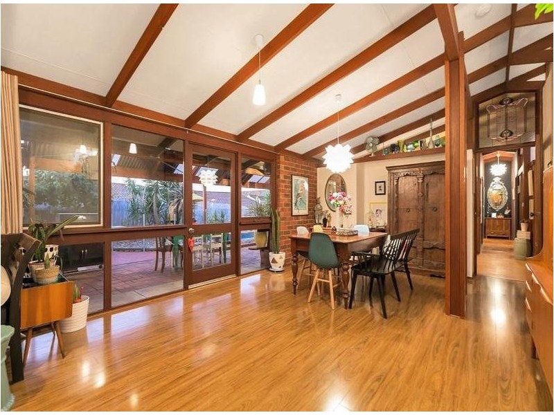 17 Trinidad Way, Happy Valley SA 5159