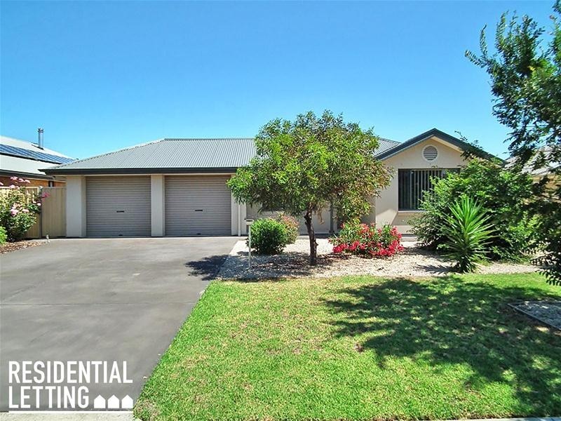 54 Basin Street, Aldinga Beach SA 5173