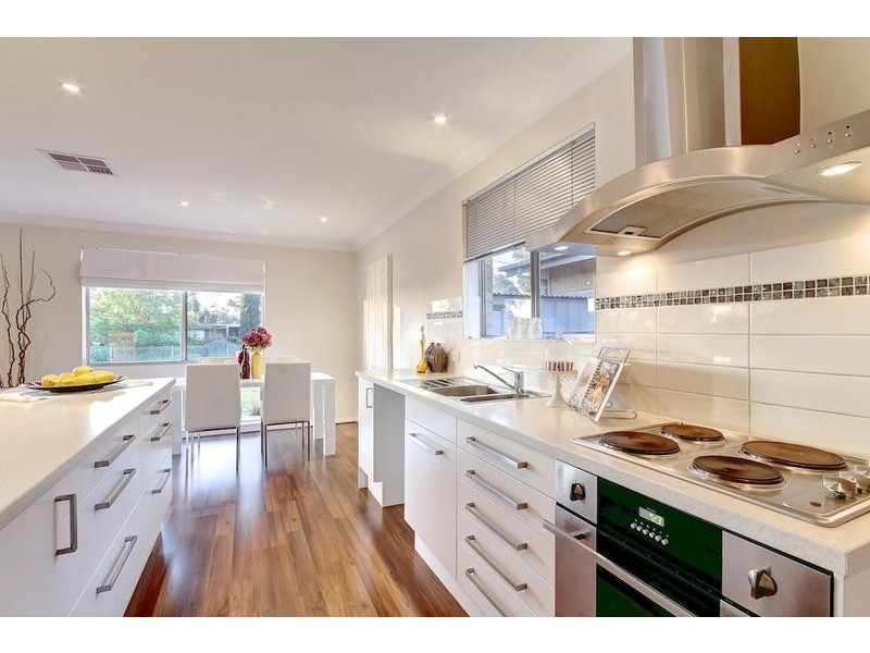 9 Garema Drive, Morphett Vale SA 5162