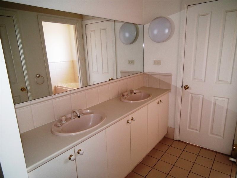 30 Worthing Drive, Sheidow Park SA 5158