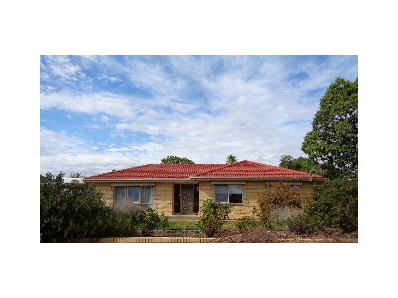 18 Beverley Street, Morphett Vale SA 5162