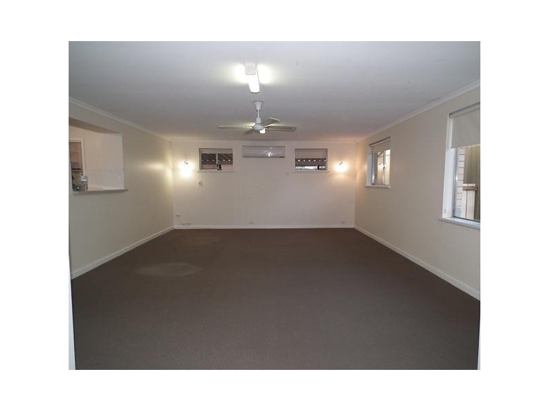 18 Beverley Street, Morphett Vale SA 5162