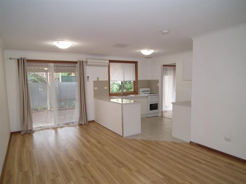 2/67 Marnie Avenue, Christies Beach SA 5165