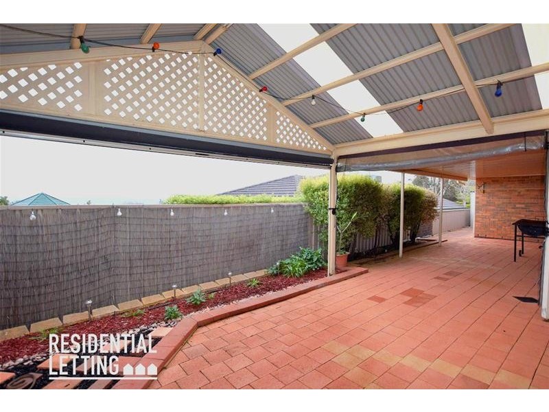 16 Hazeltine Drive, Seaford Rise SA 5169