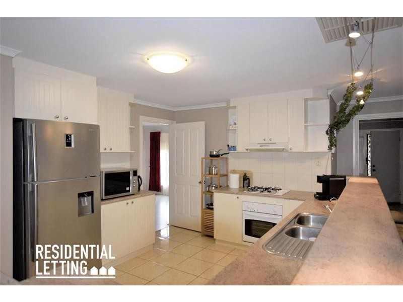 16 Hazeltine Drive, Seaford Rise SA 5169