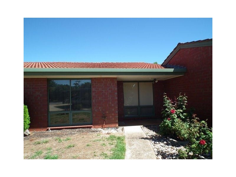 2/1 Douglas Avenue, Reynella SA 5161