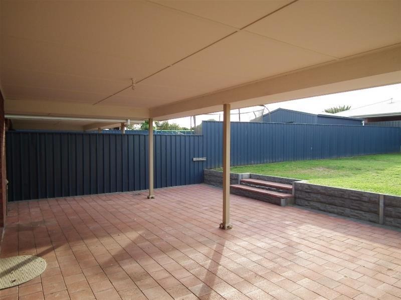 6 Tara Street, O’sullivan Beach SA 5166