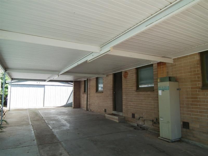 15 Regis Crescent, Christie Downs SA 5164