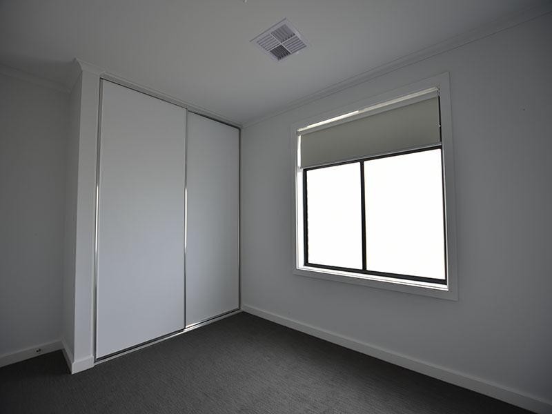 1/2 Geraldton Street, Port Noarlunga South SA 5167