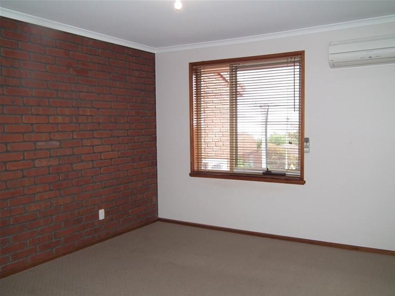 39 Kurnabinna Terrace, Hallett Cove SA 5158