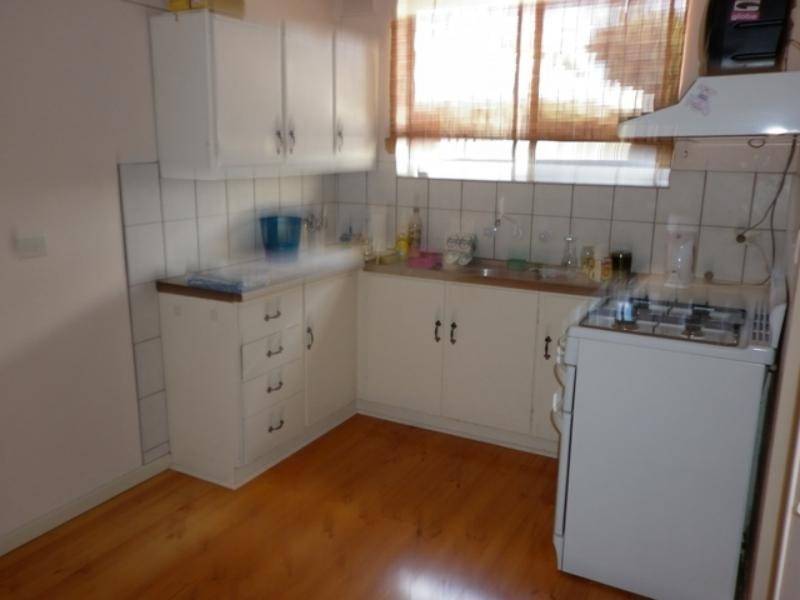 2/27 Pearce Street, O’sullivan Beach SA 5166