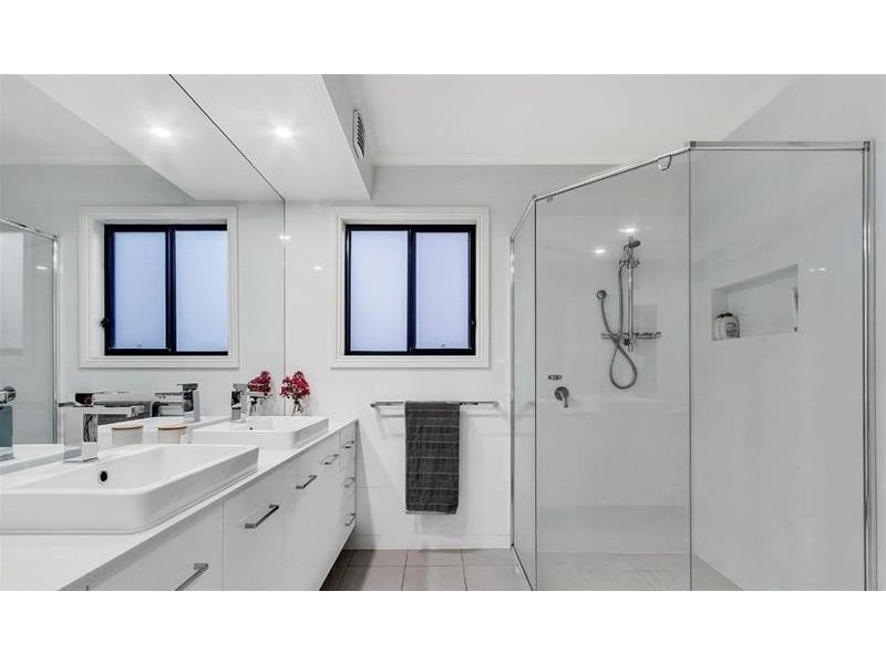 13 Deemster Avenue, Christies Beach SA 5165