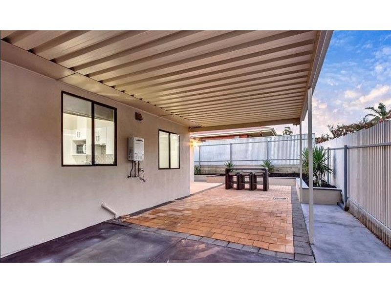 13 Deemster Avenue, Christies Beach SA 5165