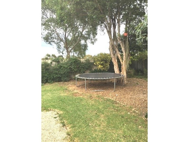 30 Eden Avenue, Bellevue Heights SA 5050