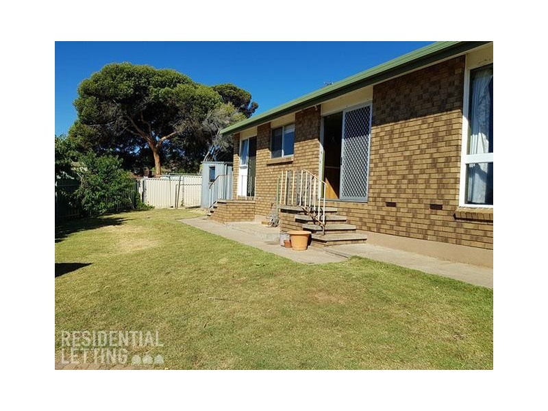 2 Bounty Road, Hallett Cove SA 5158