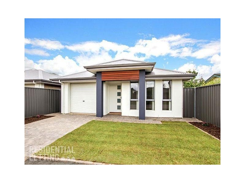 8 Desoto Drive, Port Willunga SA 5173