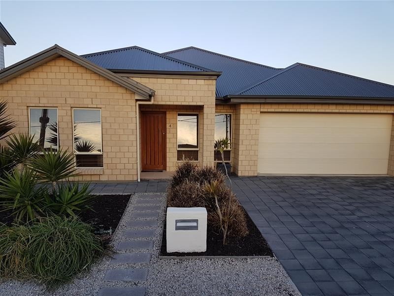 4 Compass Drive, Seaford SA 5169