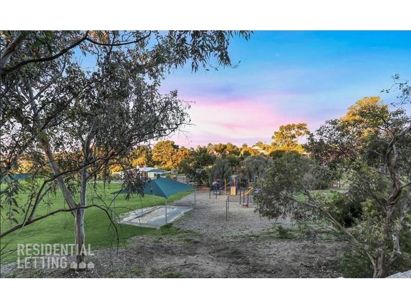 19 Shamrock Road, Hallett Cove SA 5158