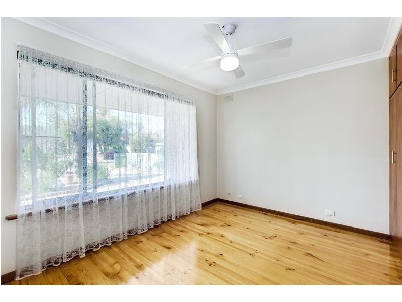 16 Brenda Avenue, Morphett Vale SA 5162