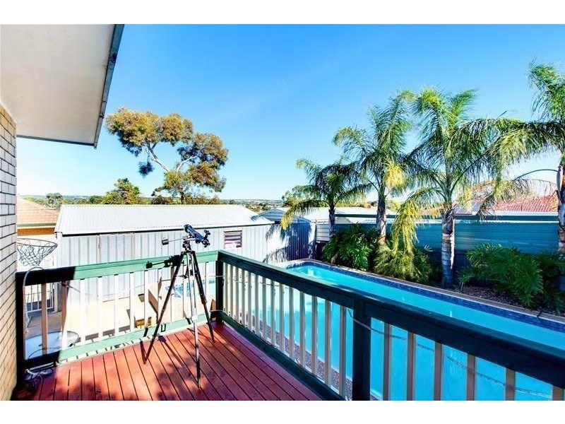 16 Brenda Avenue, Morphett Vale SA 5162