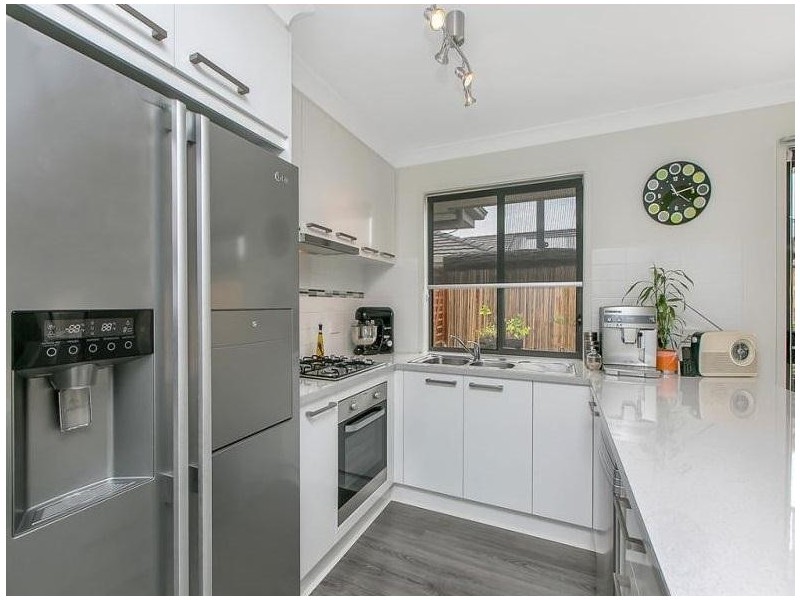 78 Dalkeith Road, Seaford Rise SA 5169