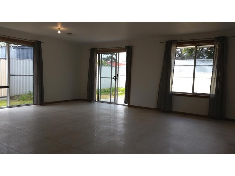 19 Almond Grove, Morphett Vale SA 5162