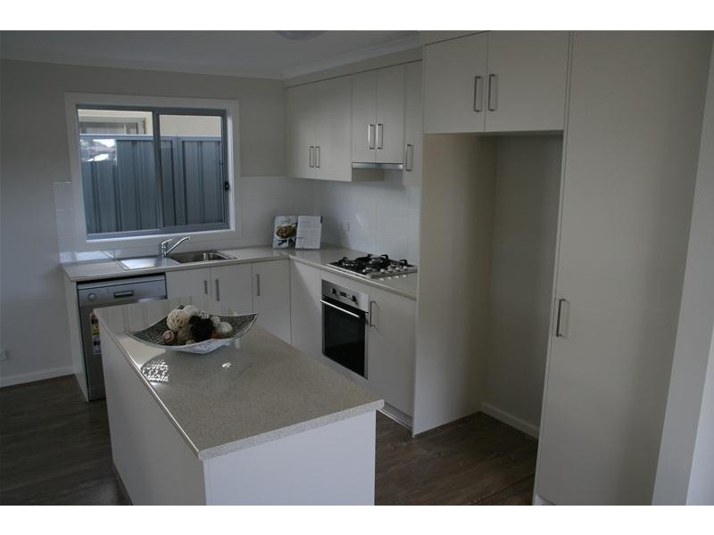 2/18 Archerfield Avenue, Christies Beach SA 5165