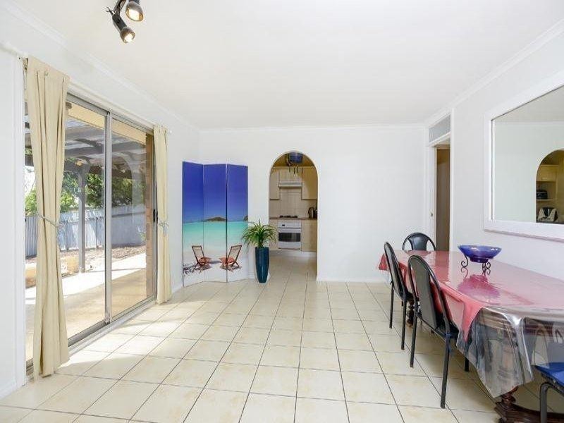 3 Bonnie Court, Christie Downs SA 5164