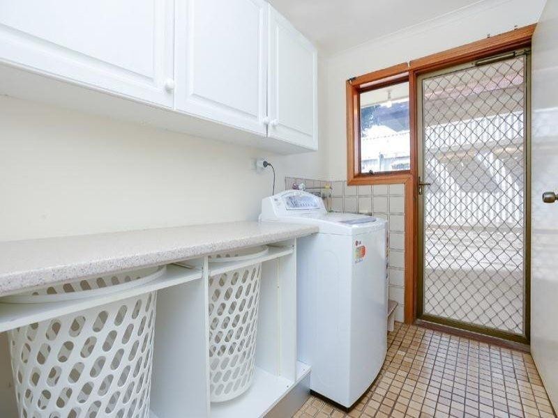 3 Bonnie Court, Christie Downs SA 5164