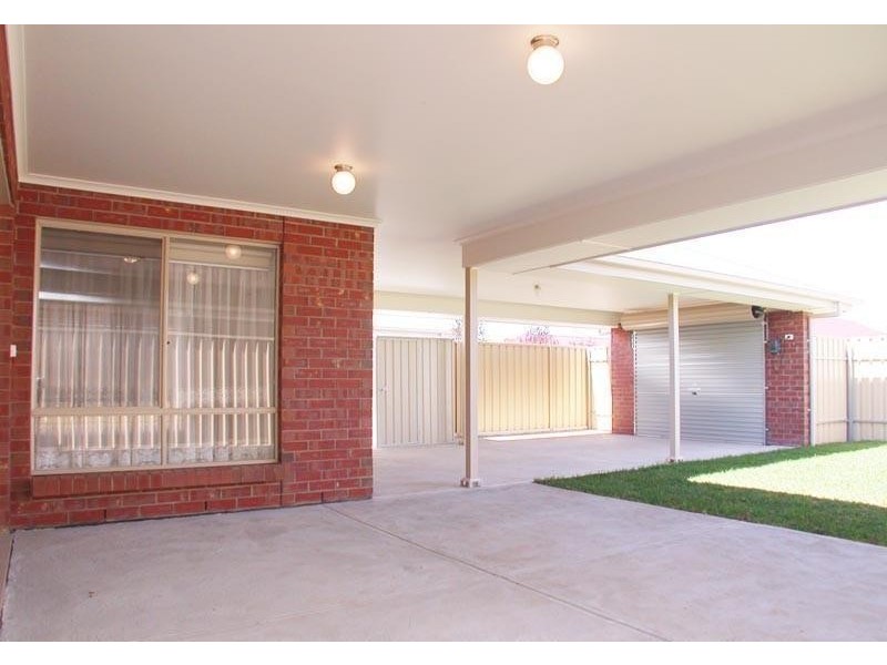 8 South Pacific Boulevard, Seaford Meadows SA 5169