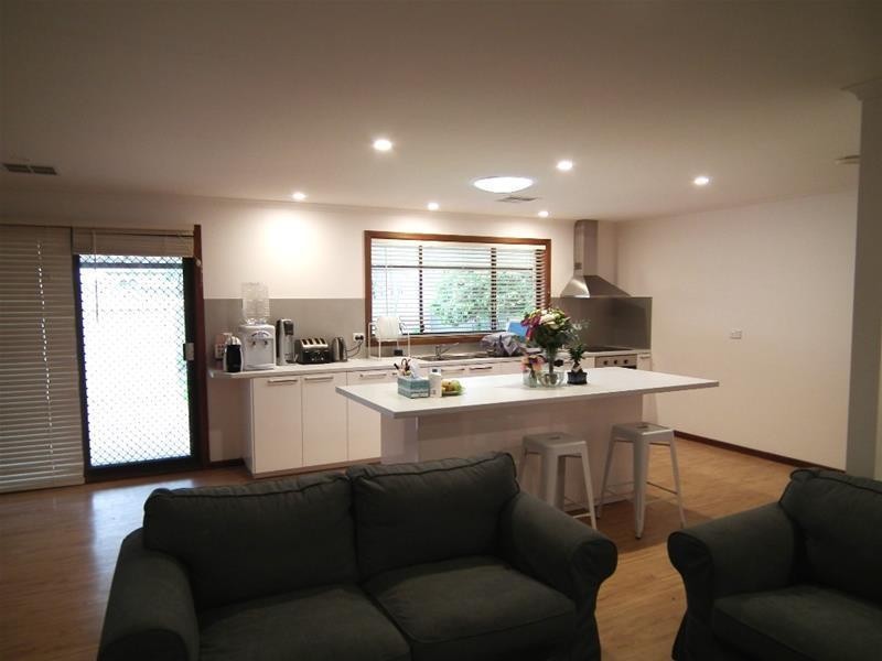 30 Cambridge Street, Port Noarlunga South SA 5167