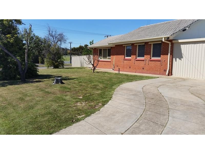 38 Alexander Crescent, Christie Downs SA 5164