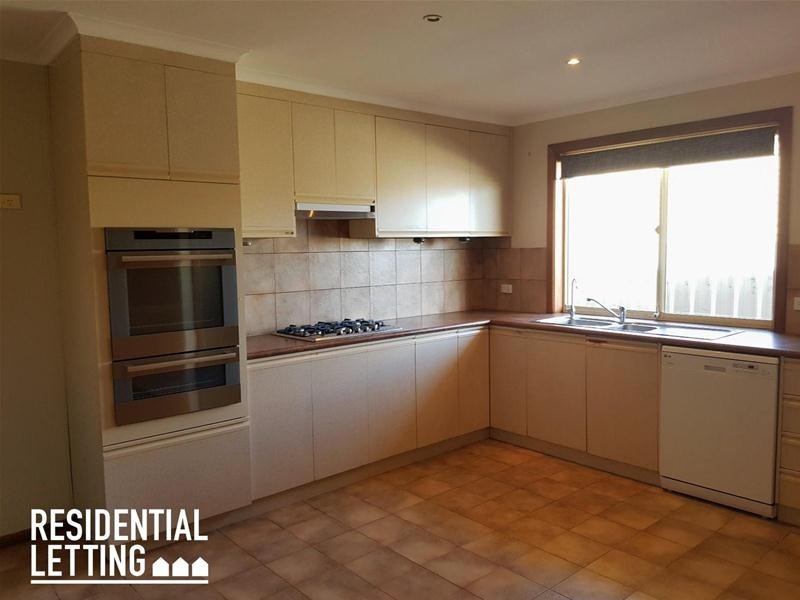 33 Wootoona Avenue, Christies Beach SA 5165