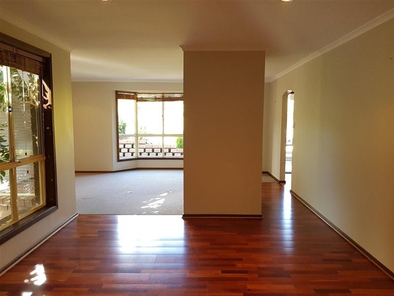 33 Wootoona Avenue, Christies Beach SA 5165