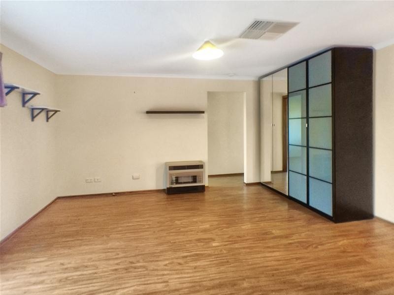 10 Kooyonga Way, Morphett Vale SA 5162