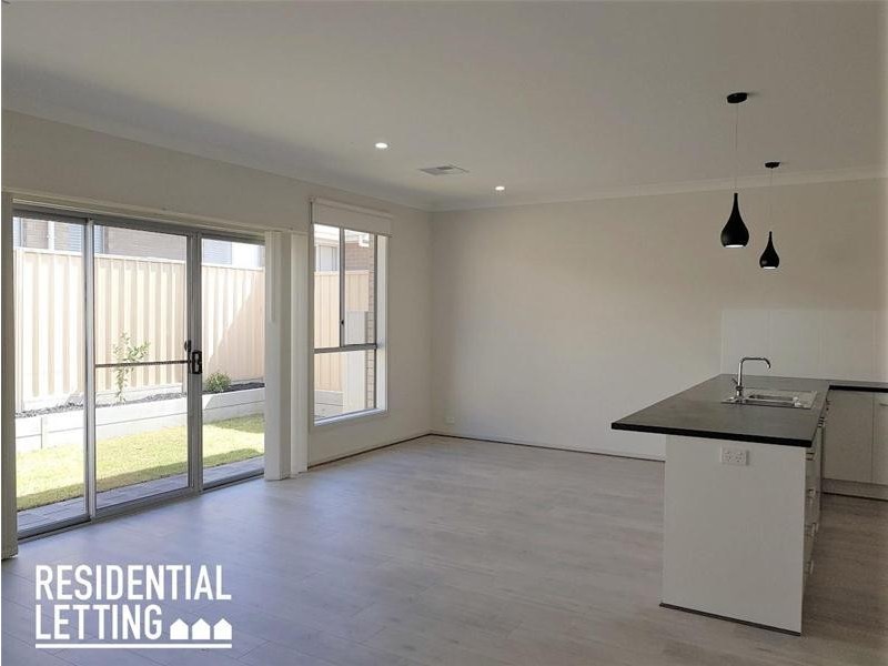 7 Senaca Place, Seaford Meadows SA 5169